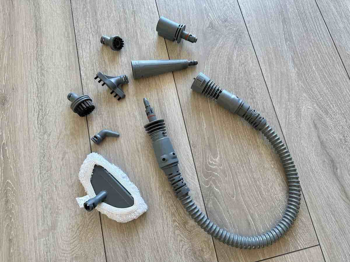 les accessoires d'un balai vapeur à tout faire