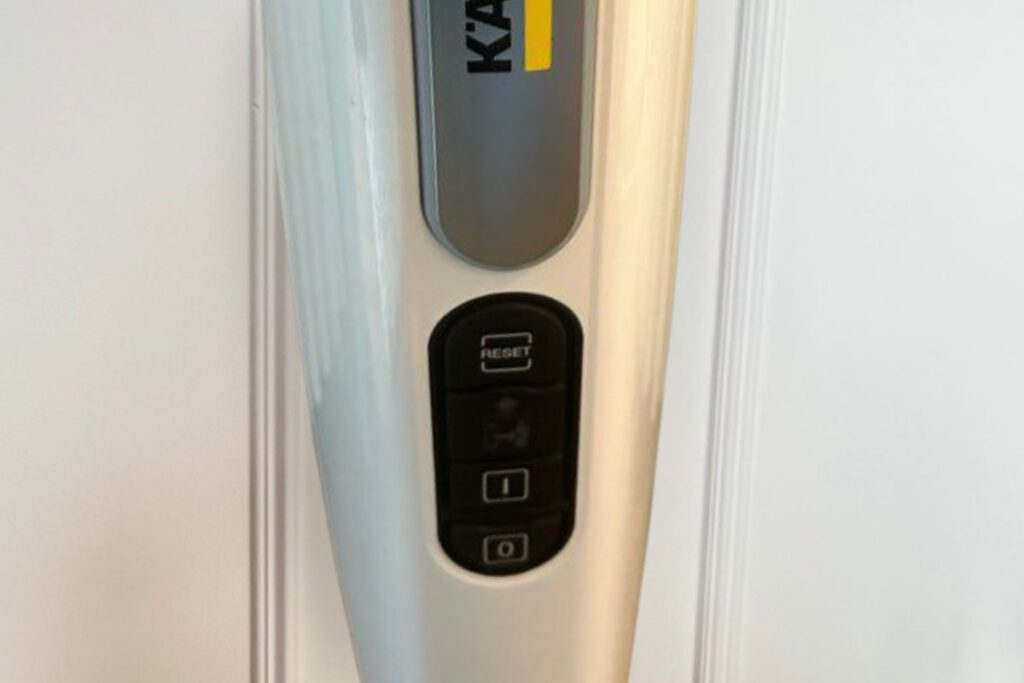 indications de fonctionnement de la cartouche filtrante sur le balai vapeur Kärcher sc3 upright