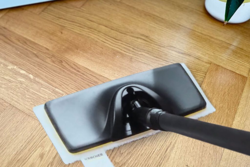 tête de nettoyage et système easyfix du Kärcher SC1 Multi