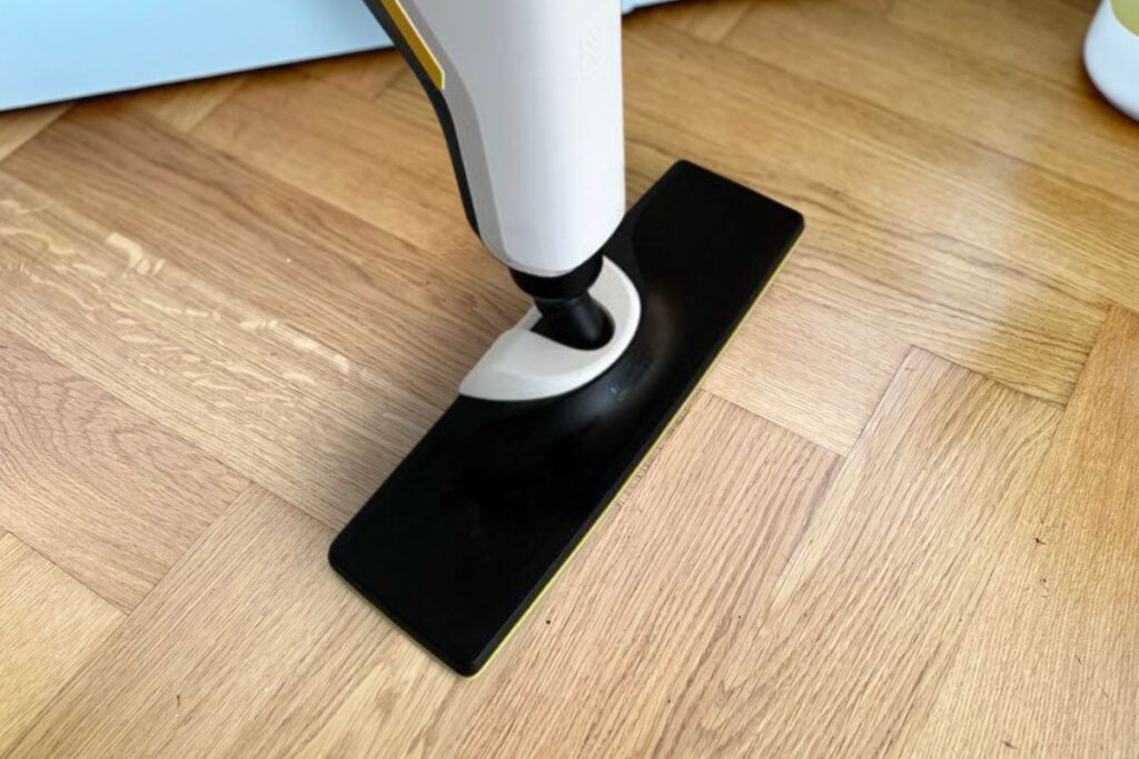 la tête de nettoyage du balai vapeur Kärcher sc3 upright